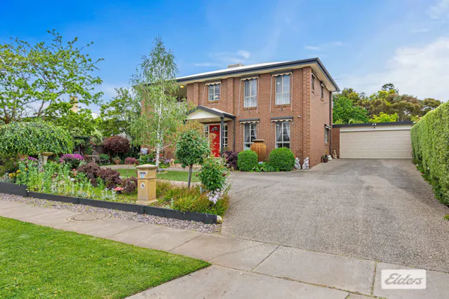 37 Fisher Street — photo from Elders Real Estate Stawell