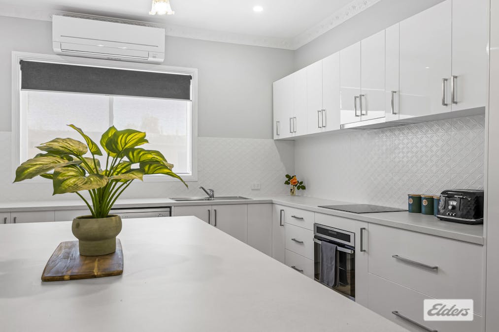 17 Mahnke Street, Stawell, VIC, 3380 - Image 6