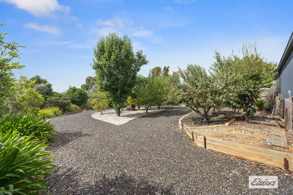 15 Hucker Street, Ararat, VIC, 3377 - Image 22