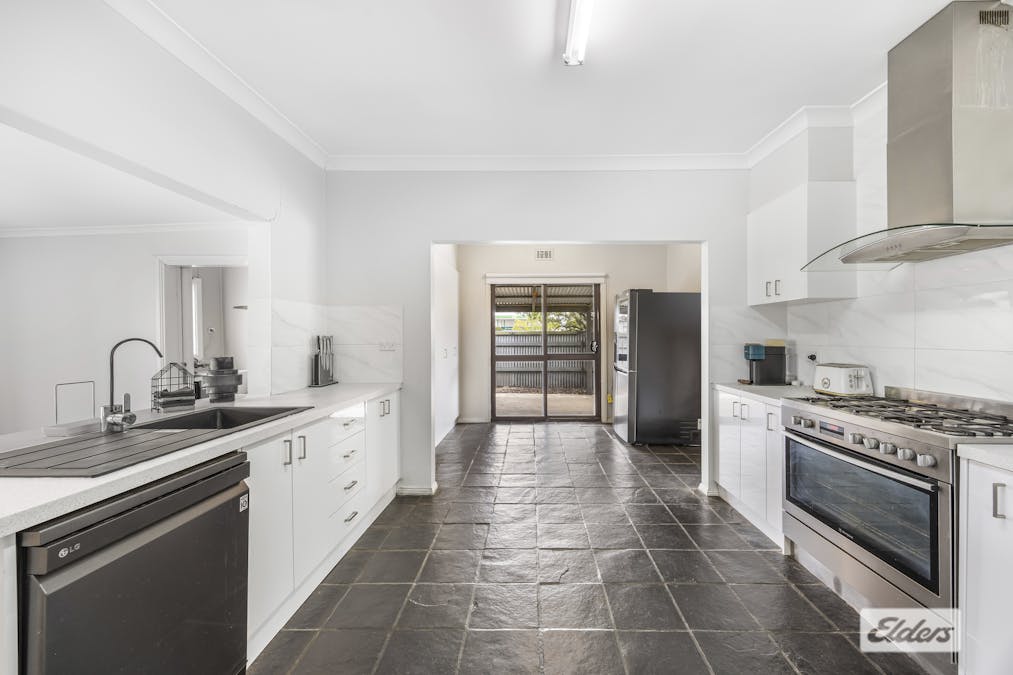 64 Seaby Street, Stawell, VIC, 3380 - Image 4