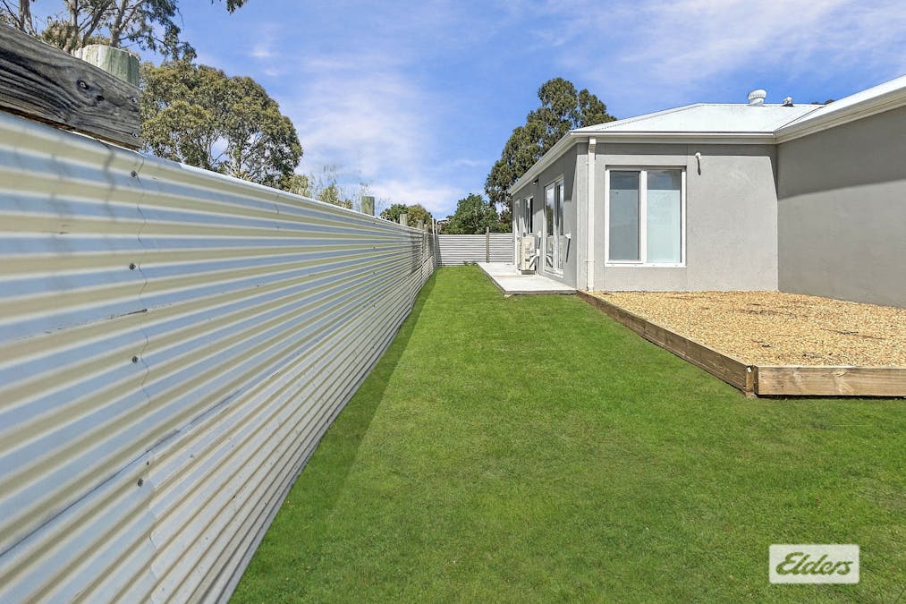 12 Thomas Street, Ararat, VIC, 3377 - Image 7