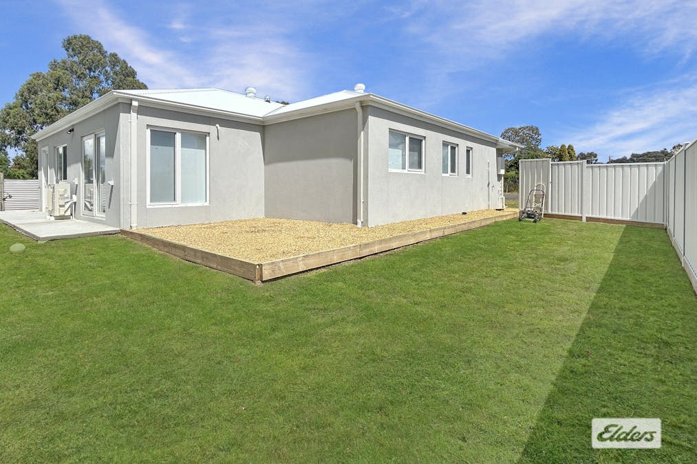 12 Thomas Street, Ararat, VIC, 3377 - Image 8