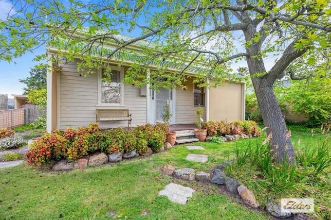 65 Elizabeth Street, Ararat, VIC, 3377 - Image 1