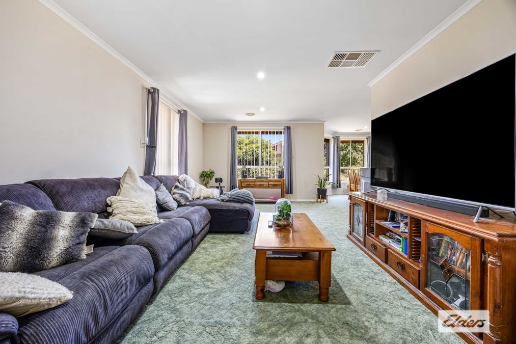 8/9 Scherger Crescent, Ararat, VIC, 3377 - Image 10