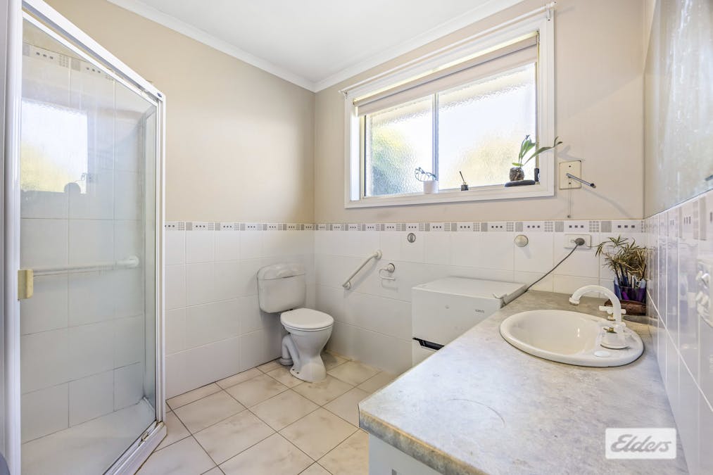 8/9 Scherger Crescent, Ararat, VIC, 3377 - Image 17