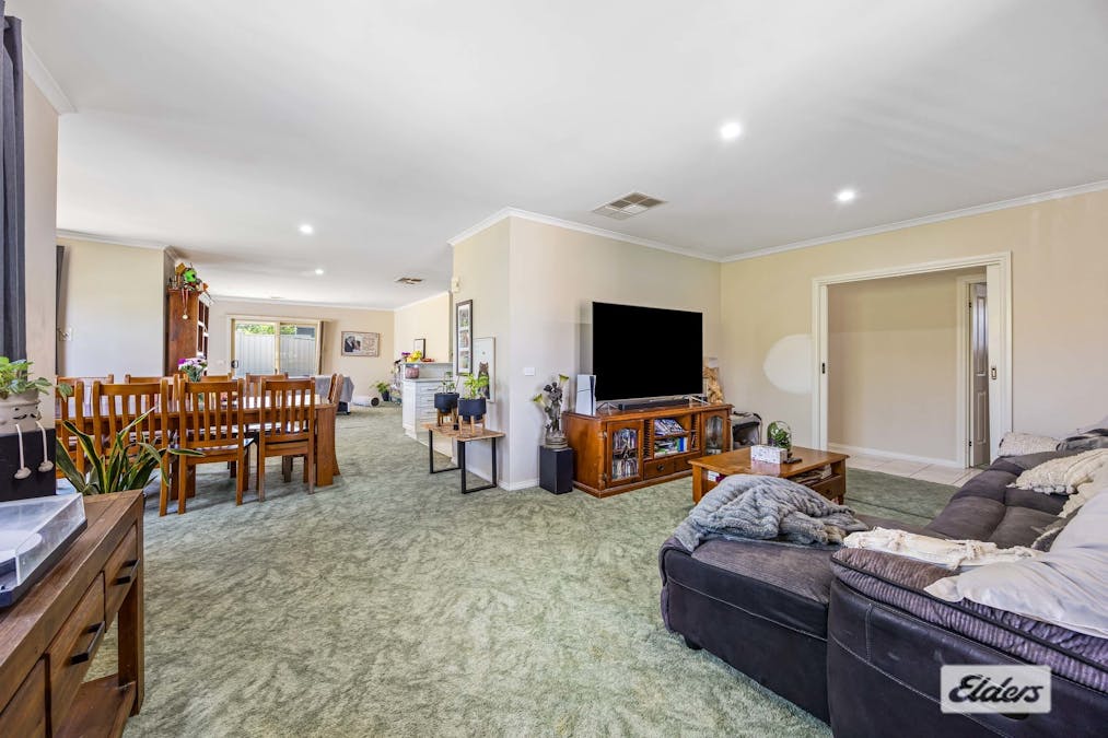 8/9 Scherger Crescent, Ararat, VIC, 3377 - Image 9