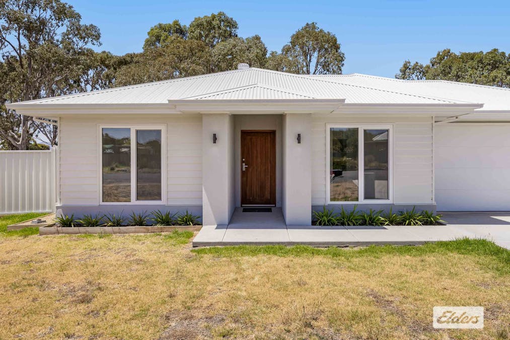 12 Thomas Street, Ararat, VIC, 3377 - Image 3