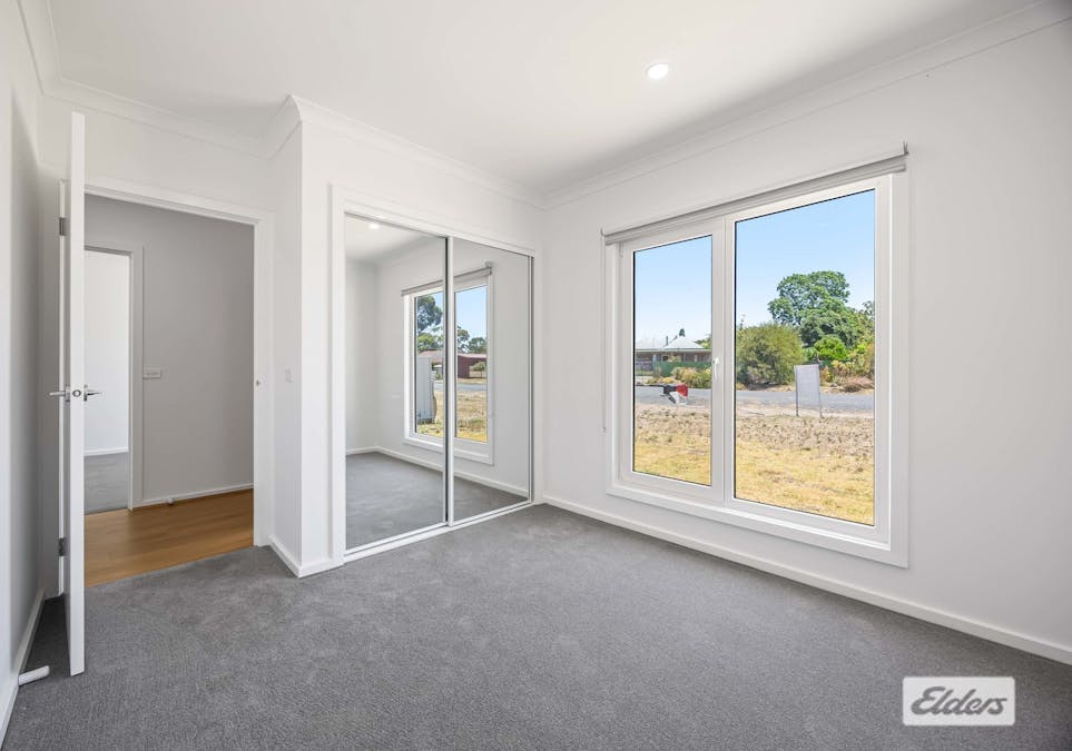 12 Thomas Street, Ararat, VIC, 3377 - Image 13