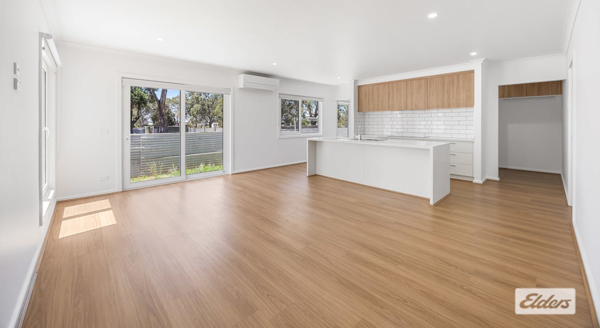 12 Thomas Street, Ararat, VIC, 3377 - Image 6