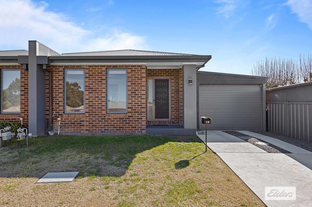 10 Gossip Avenue, Ararat, VIC, 3377 - Image 2