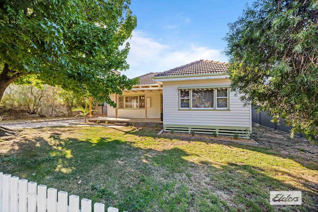 22 Jennings Street, Stawell, VIC, 3380 - Image 3