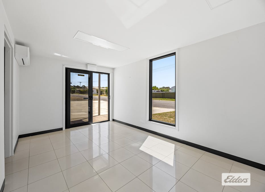 8 Burke Road, Ararat, VIC, 3377 - Image 6