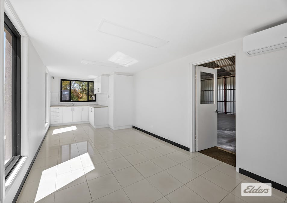 8 Burke Road, Ararat, VIC, 3377 - Image 7