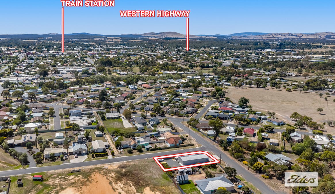 8 Burke Road, Ararat, VIC, 3377 - Image 16