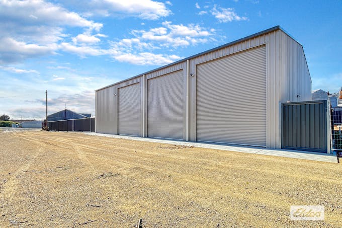 Banksia Street, Ararat, VIC, 3377 - Image 1