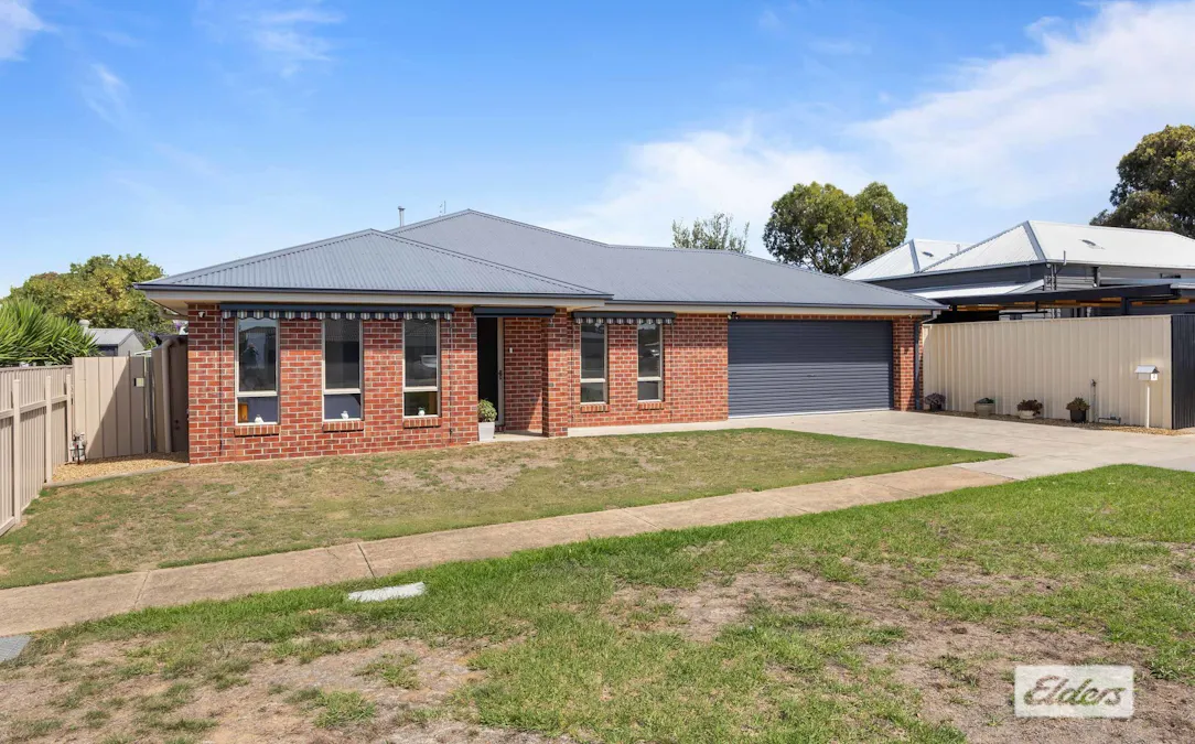 2 Flattely Street, Ararat, VIC, 3377 - Image 1
