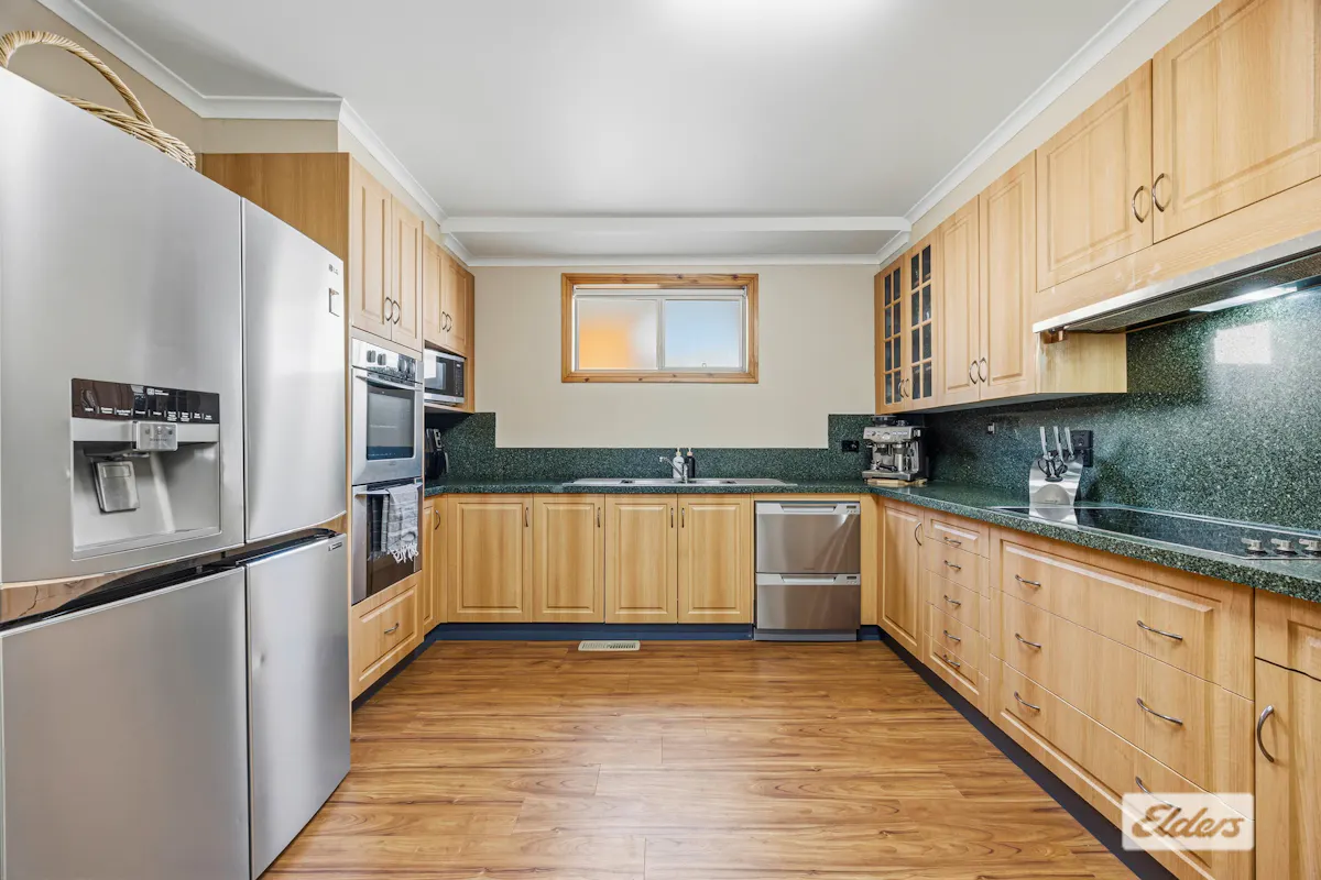 10 London Road — photo 4 of 29