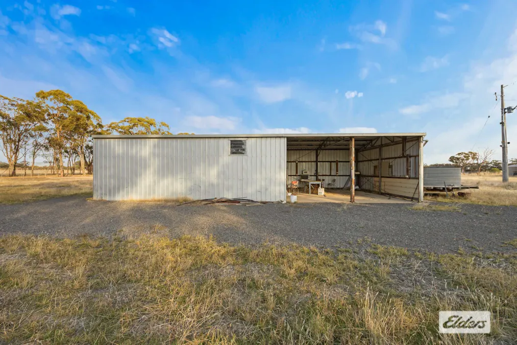 190 Lake Road, Glenorchy, VIC, 3385 - Image 16