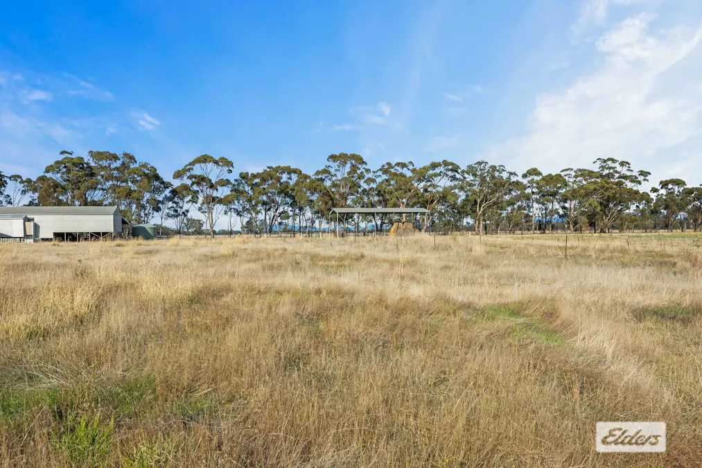 190 Lake Road, Glenorchy, VIC, 3385 - Image 31