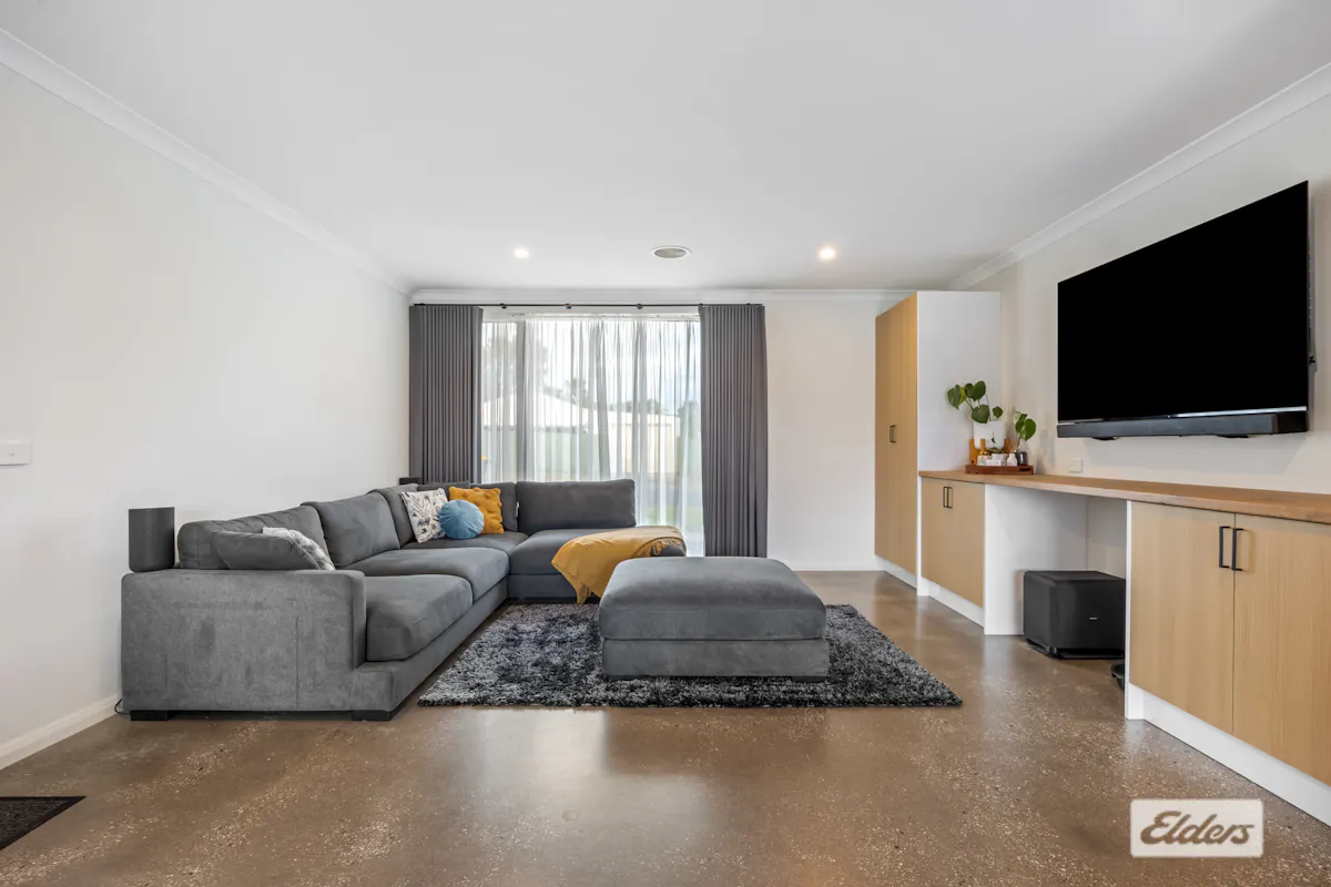 19A Speed Street — photo 10 of 17