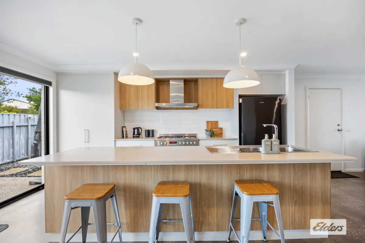 19A Speed Street — photo 4 of 17