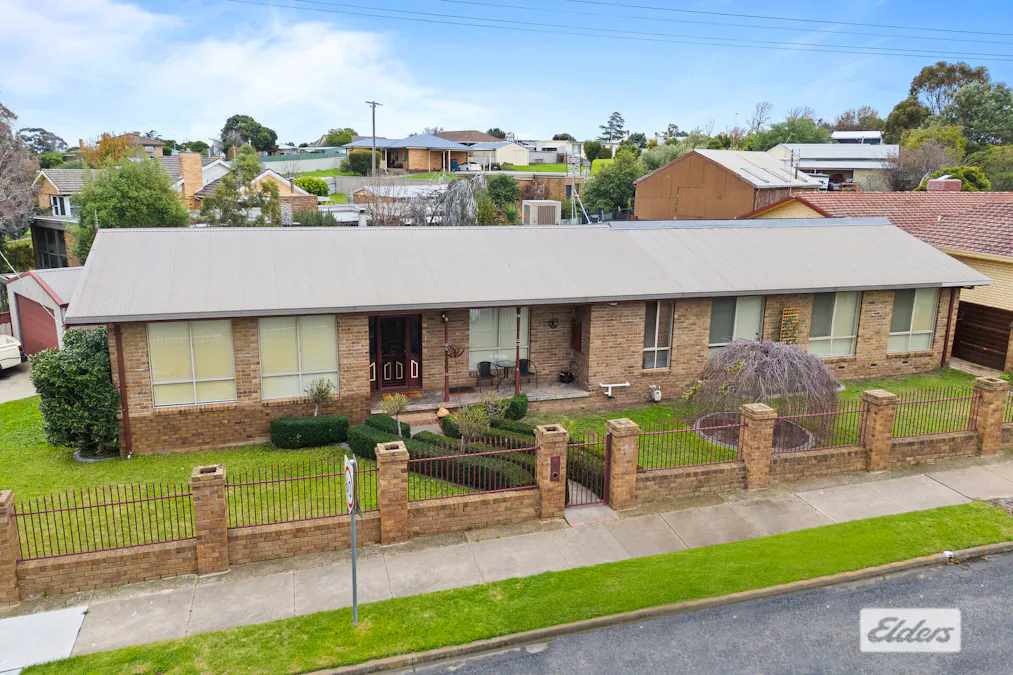 31 Darlington Road, Stawell, VIC, 3380 - Image 3