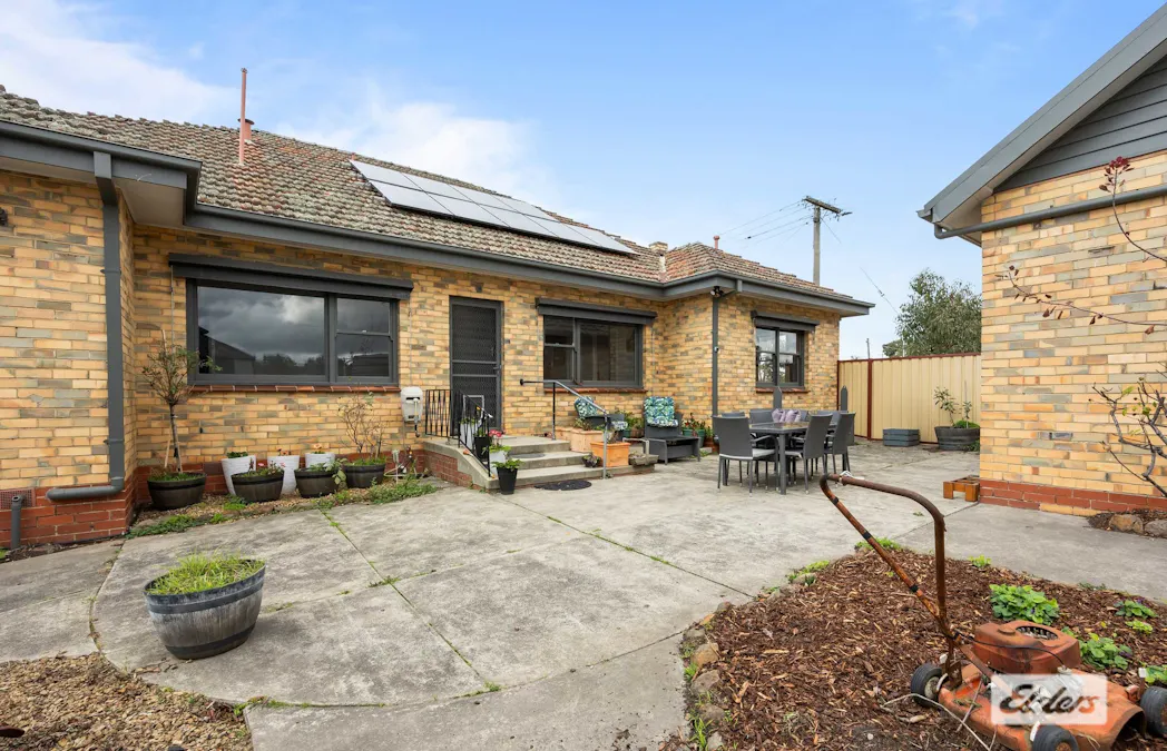 37 Vincent Street, Ararat, VIC, 3377 - Image 20