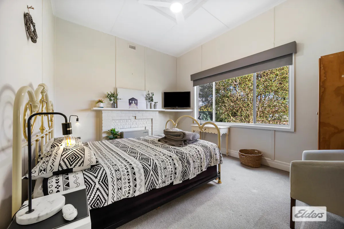369 Barkly Street — photo 14 of 25
