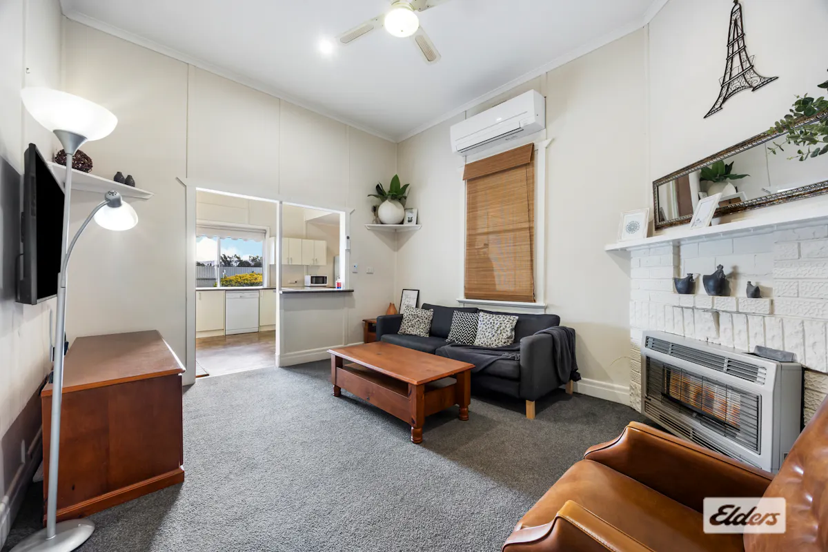 369 Barkly Street — photo 8 of 25