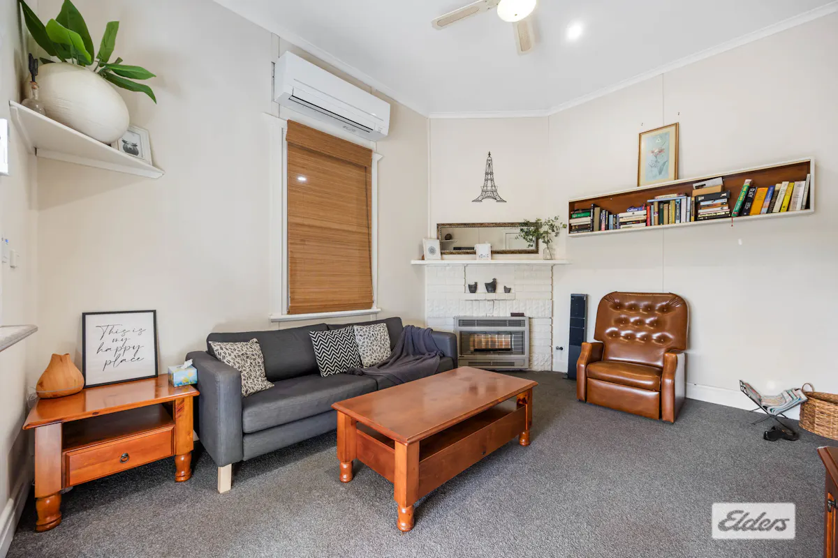 369 Barkly Street — photo 9 of 25