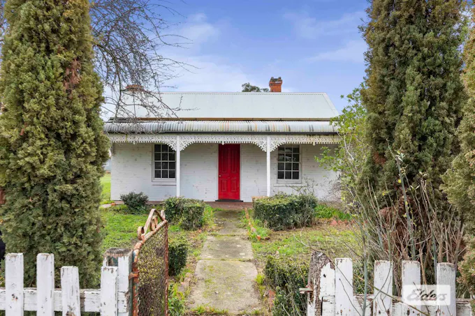 38 High Street, Elmhurst, VIC, 3469
