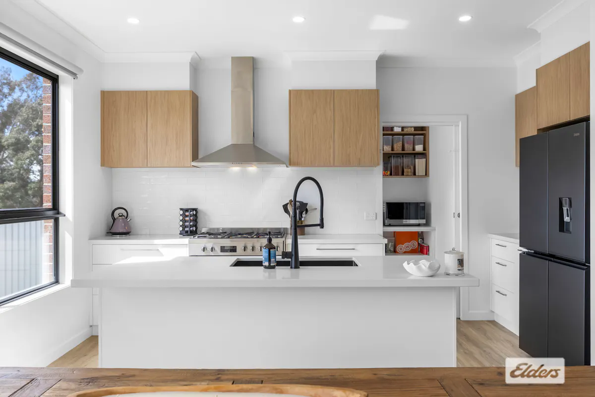 46 Maude Street — photo 5 of 21