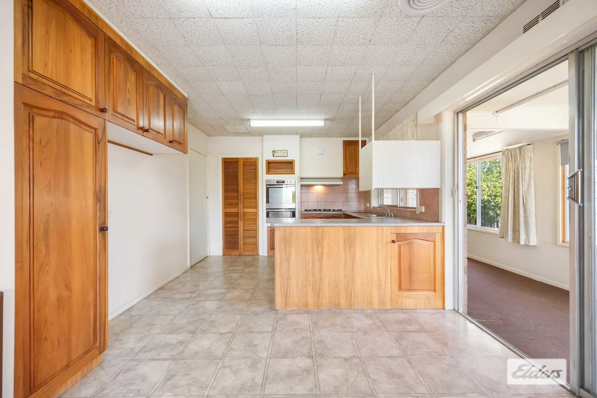 10 Luke Street — photo 6 of 30