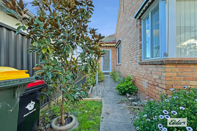 A/6 Clay Street — photo from Elders Real Estate Ararat