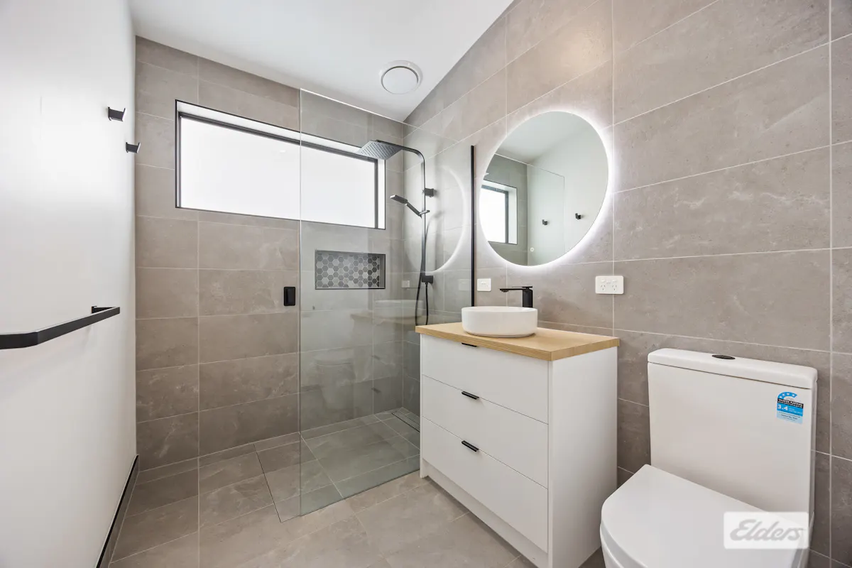 9 Shirreff Street — photo 13 of 25