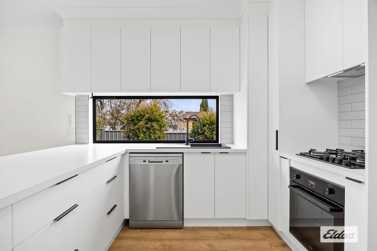 9 Shirreff Street — photo 9 of 25