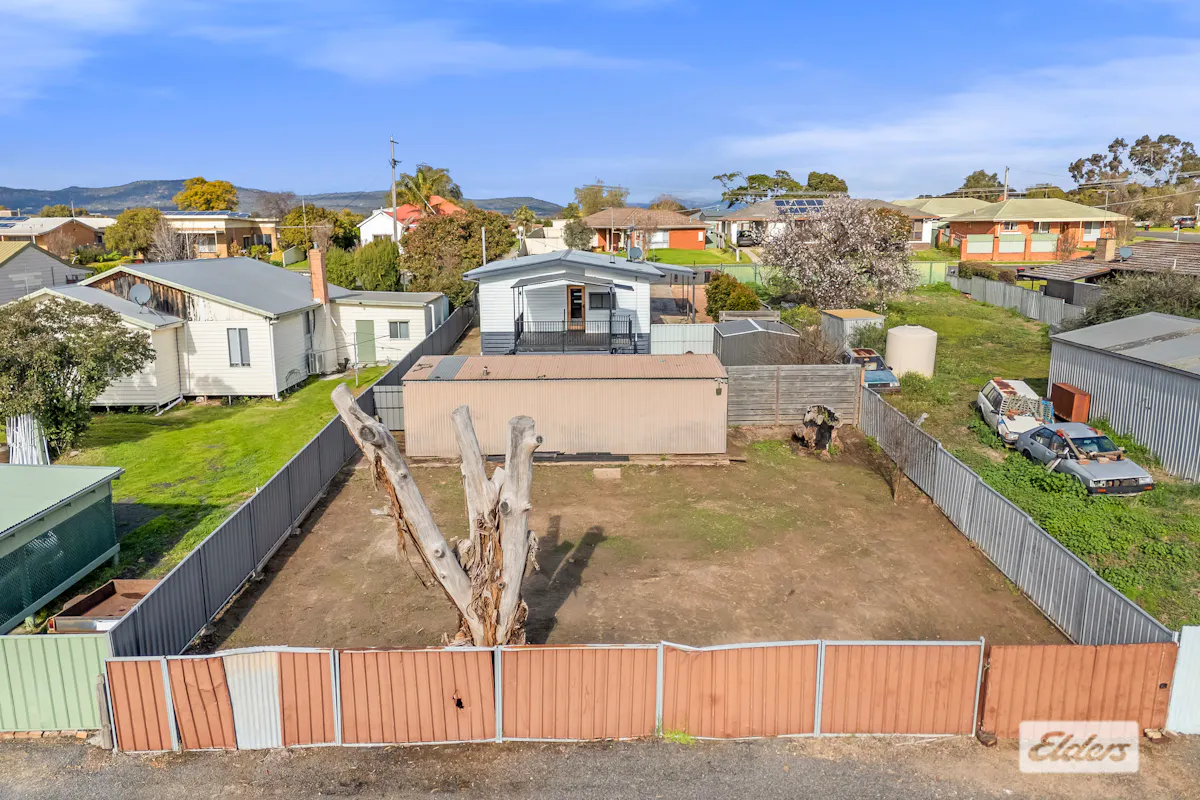 9 Shirreff Street — photo 21 of 25