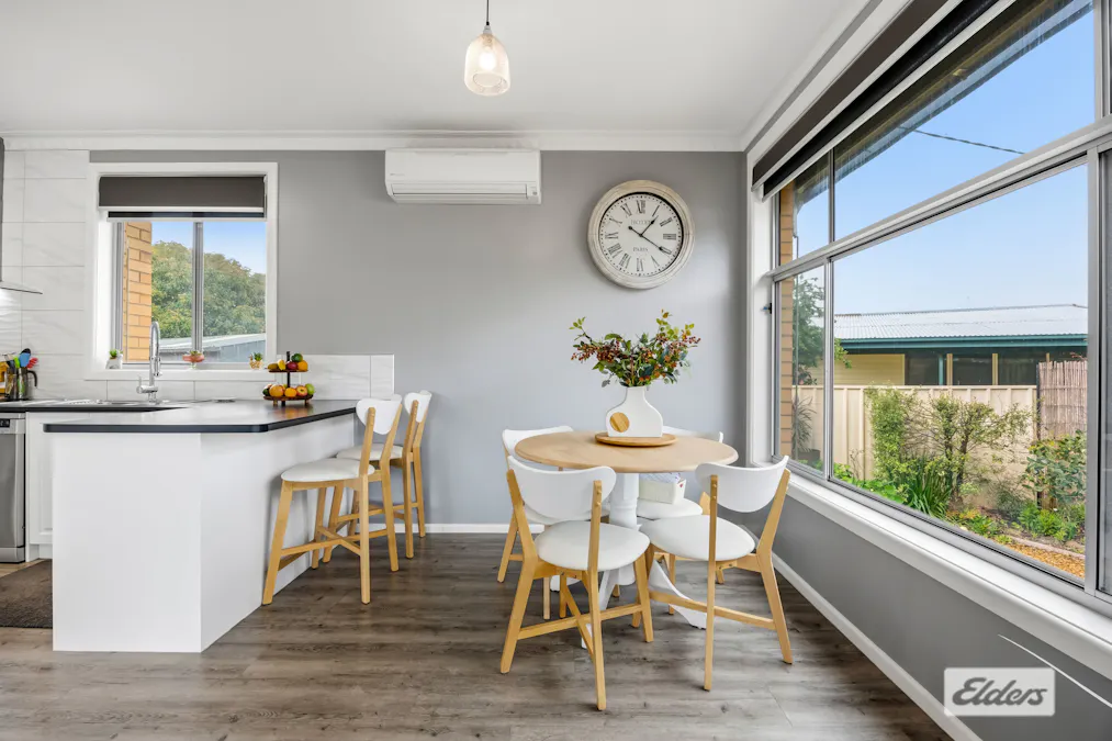 35 Churchill Avenue, Ararat, VIC, 3377 - Image 11