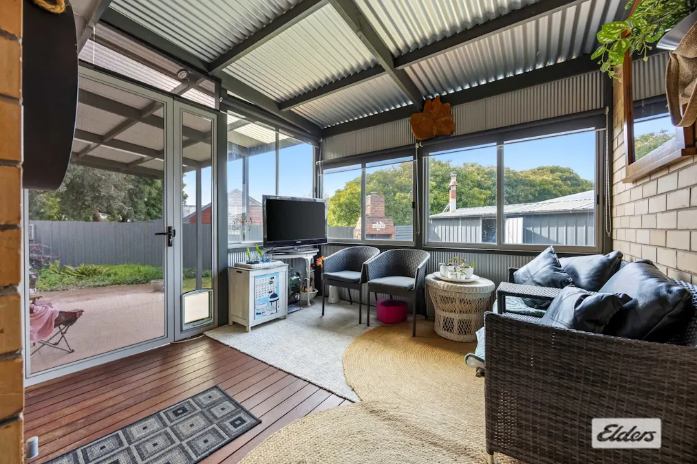 35 Churchill Avenue, Ararat, VIC, 3377 - Image 23