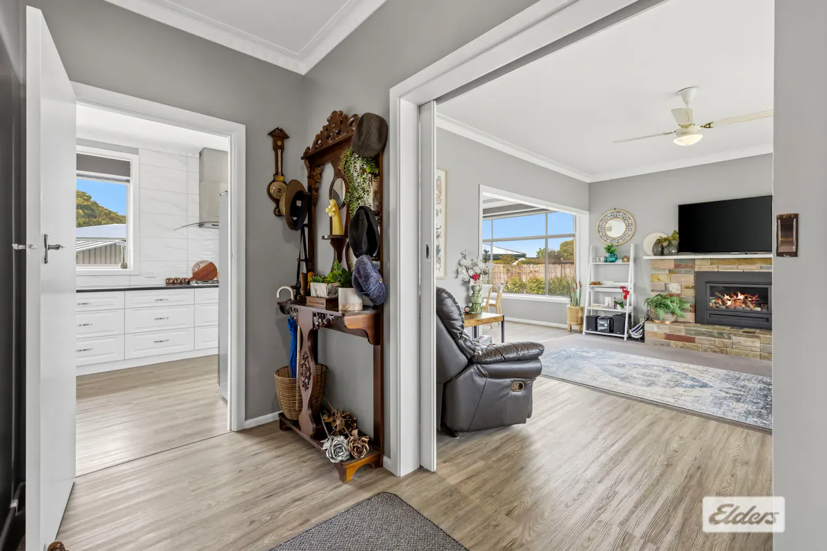35 Churchill Avenue — photo 14 of 30