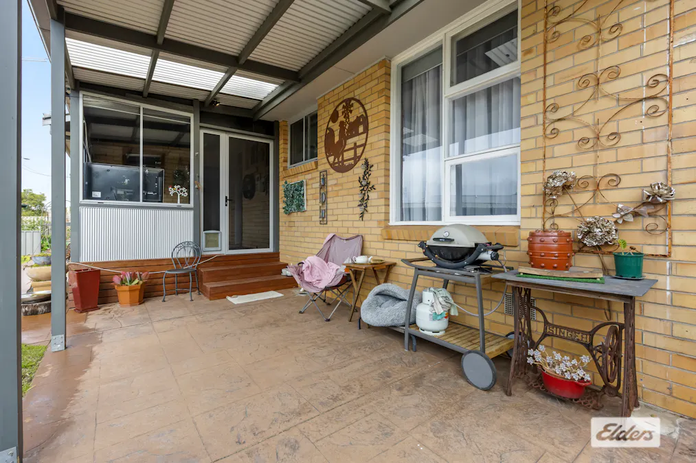 35 Churchill Avenue, Ararat, VIC, 3377 - Image 24