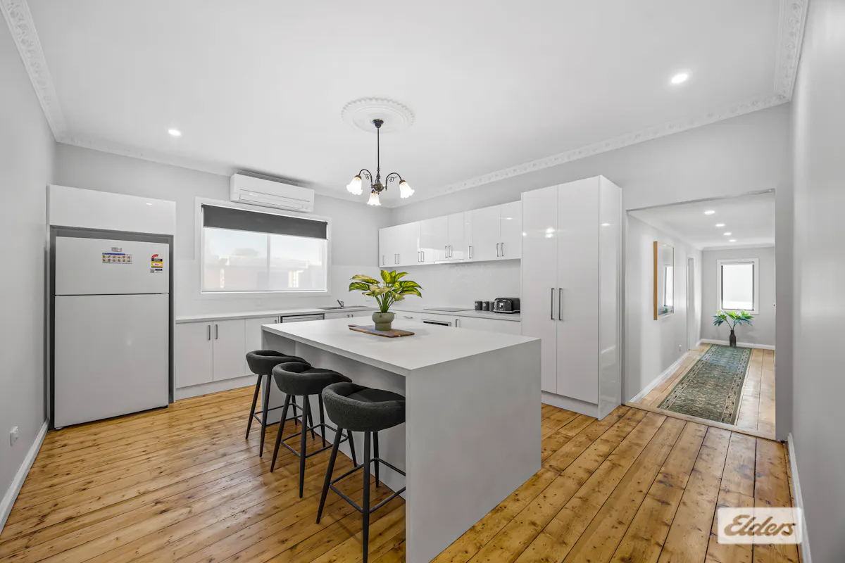 17 Mahnke Street — photo 8 of 22