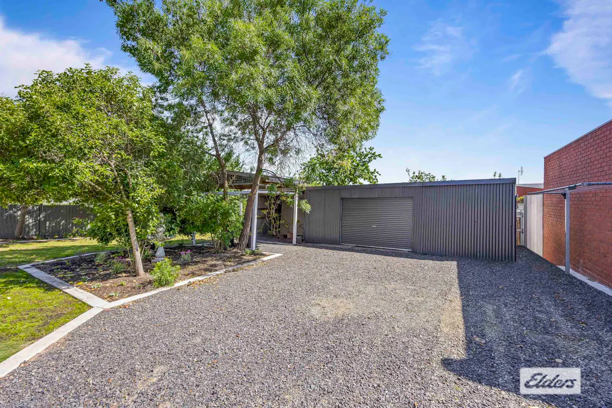 17 Mahnke Street — photo 19 of 22