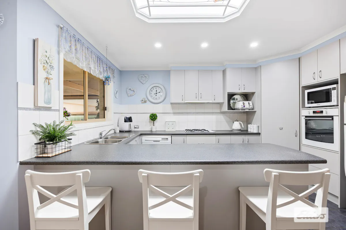 27 Lowe Street — photo 16 of 30