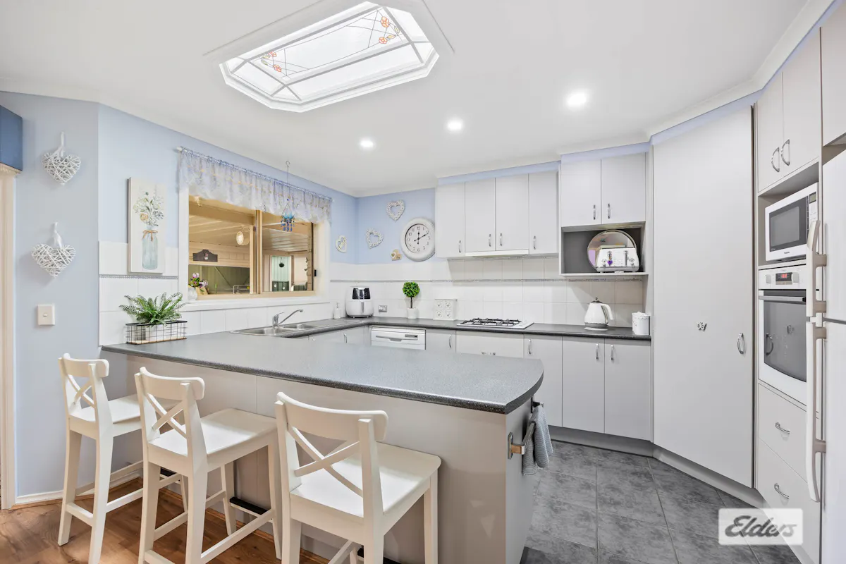 27 Lowe Street — photo 17 of 30