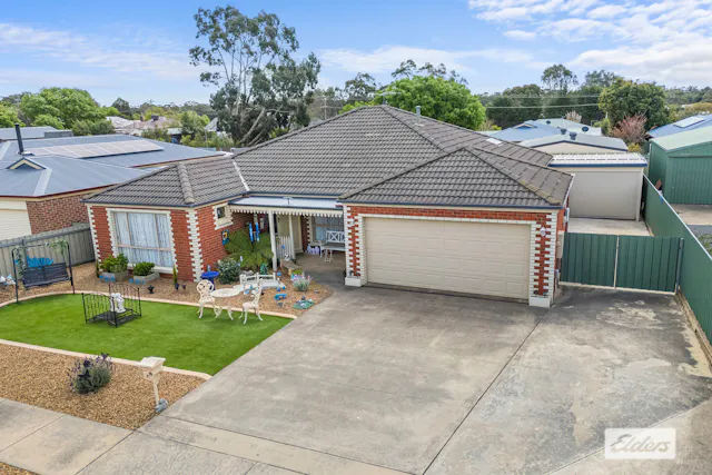 27 Lowe Street — photo from Elders Real Estate Ararat