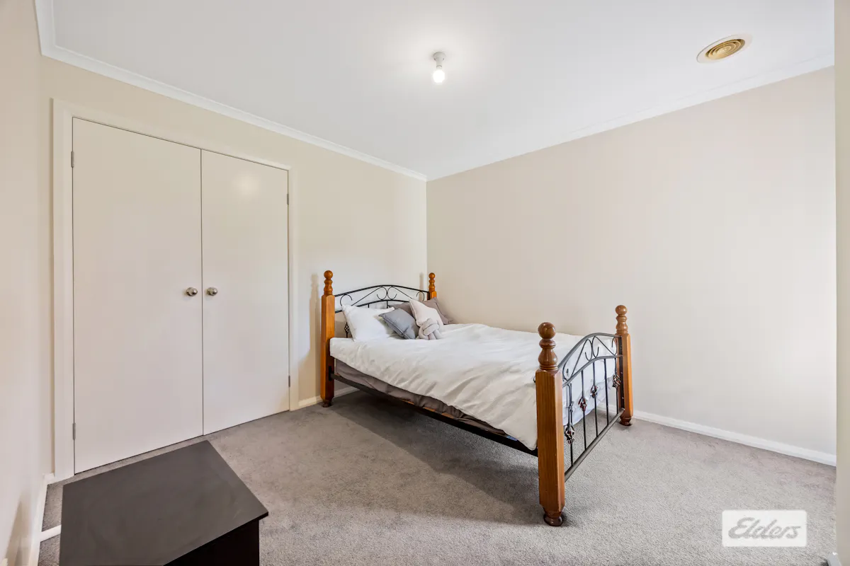 109 Lambert Street — photo 15 of 21