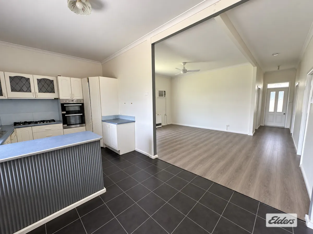 45 Shirreff Street — photo 3 of 8