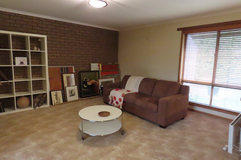 4/9 Scherger Crescent, Ararat, VIC, 3377 - Image 5