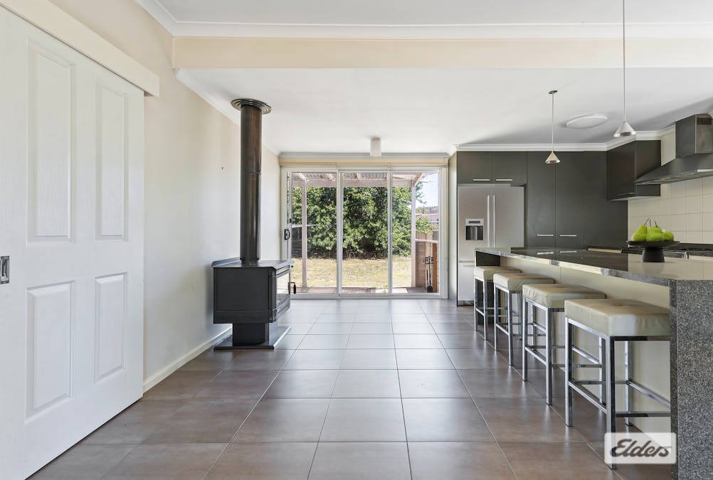 16 Port Fairy Road, Ararat, VIC, 3377 - Image 5